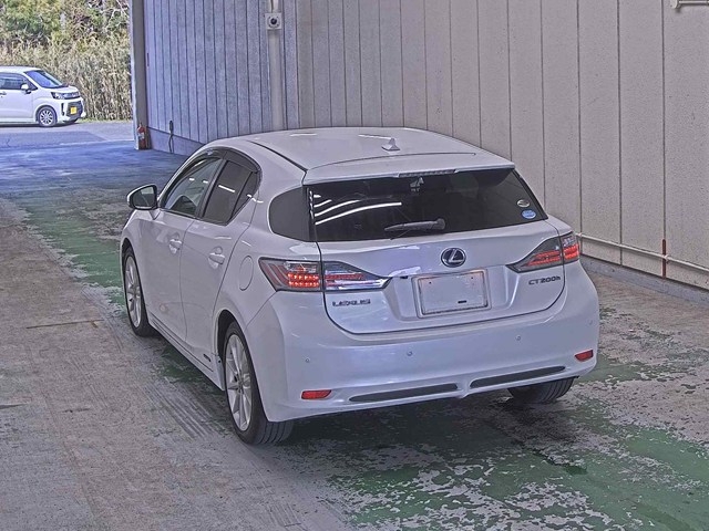 LEXUS CT200H