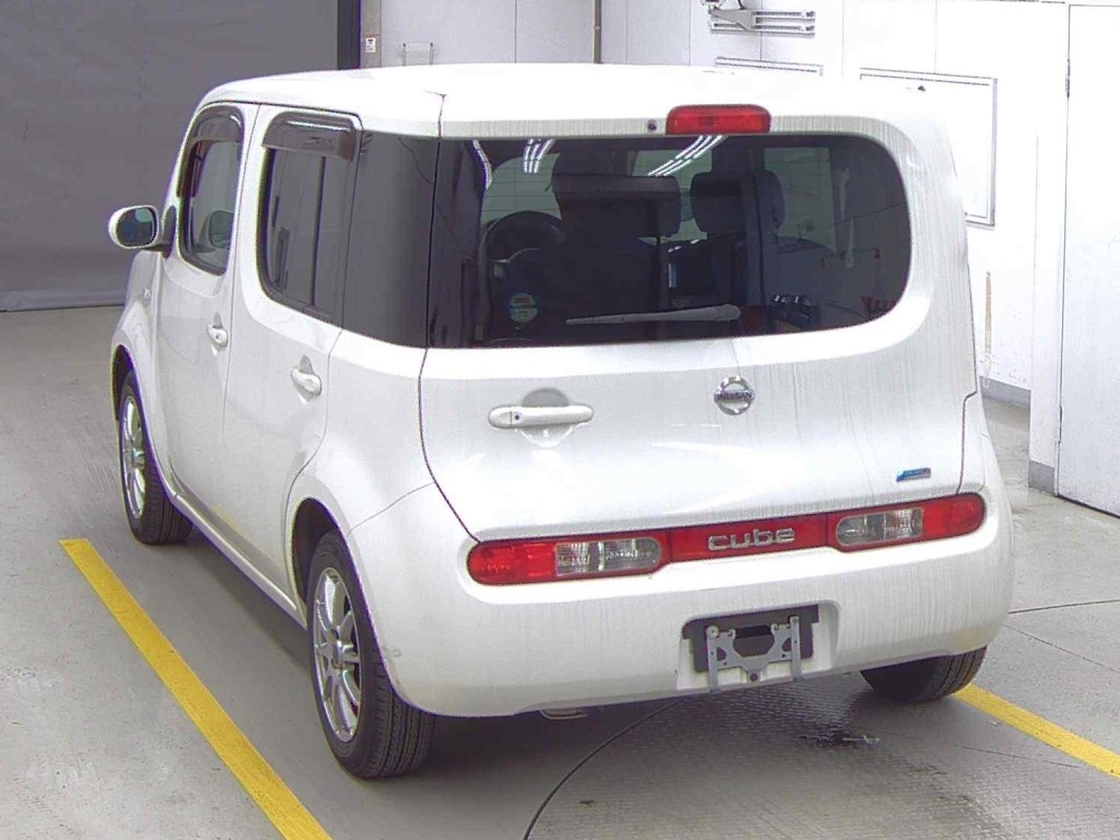NISSAN CUBE