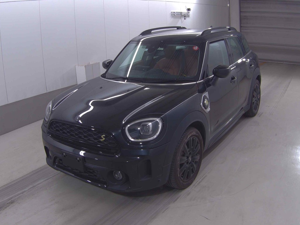 MINI CROSSOVER
