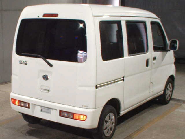 TOYOTA PIXIS VAN