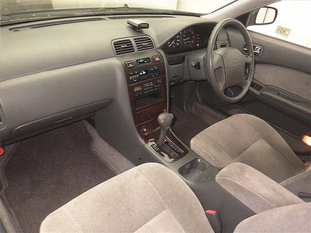 NISSAN CEFIRO