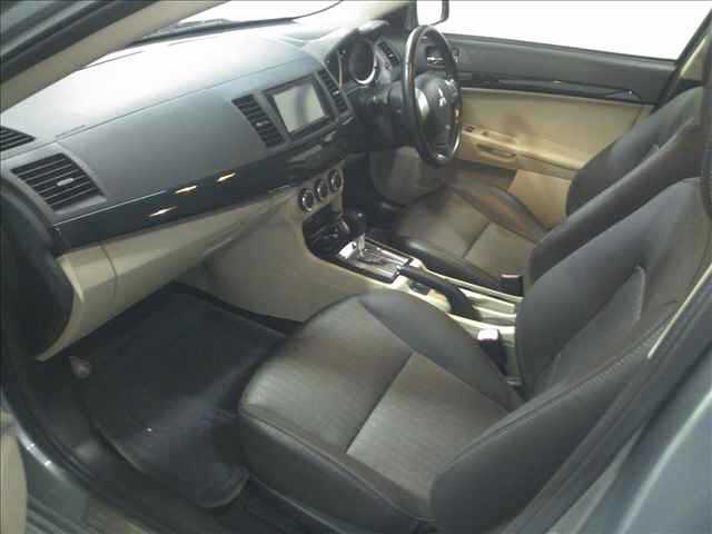 MITSUBISHI GALANT FORTIS