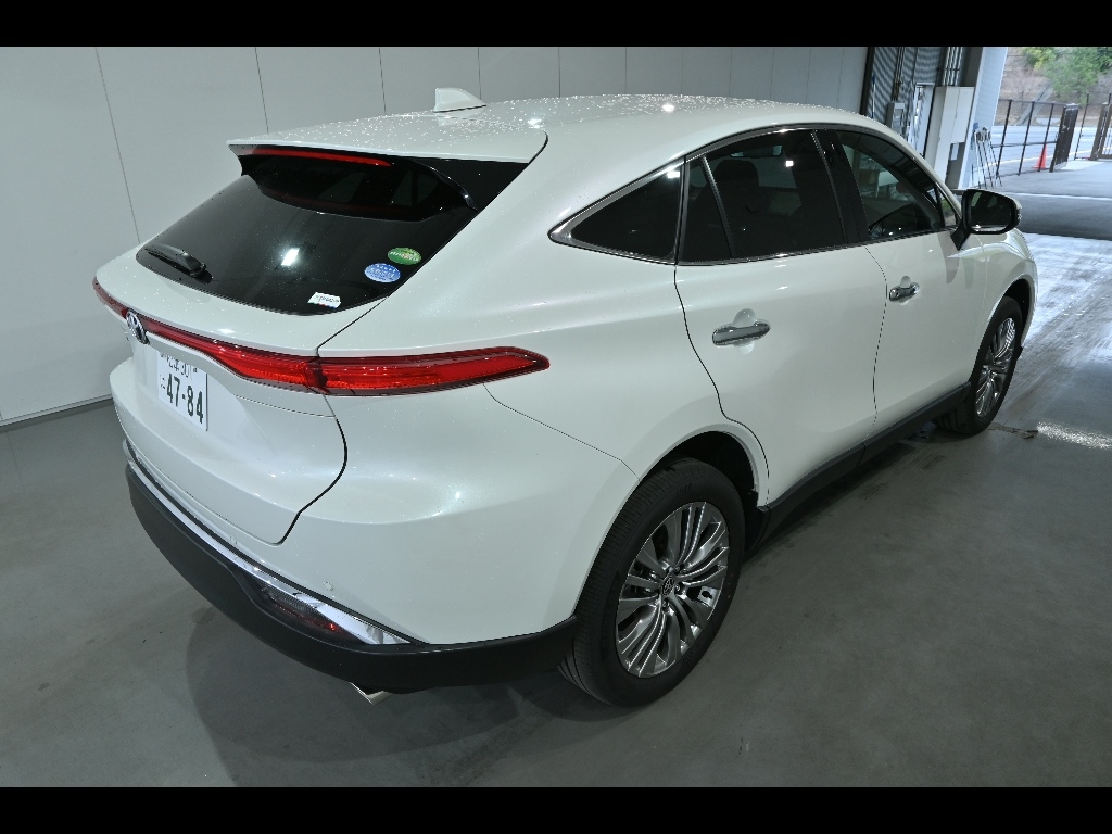 TOYOTA HARRIER