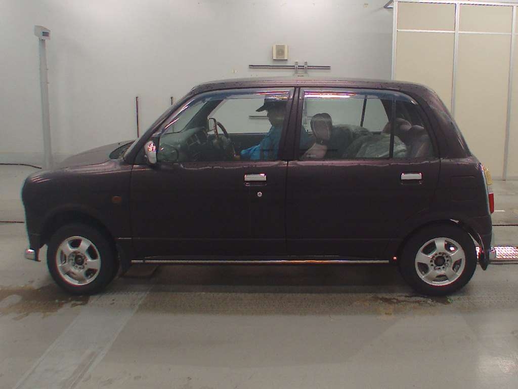 DAIHATSU MIRA GINO