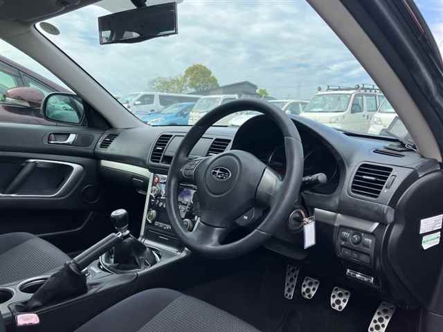 SUBARU LEGACY B4