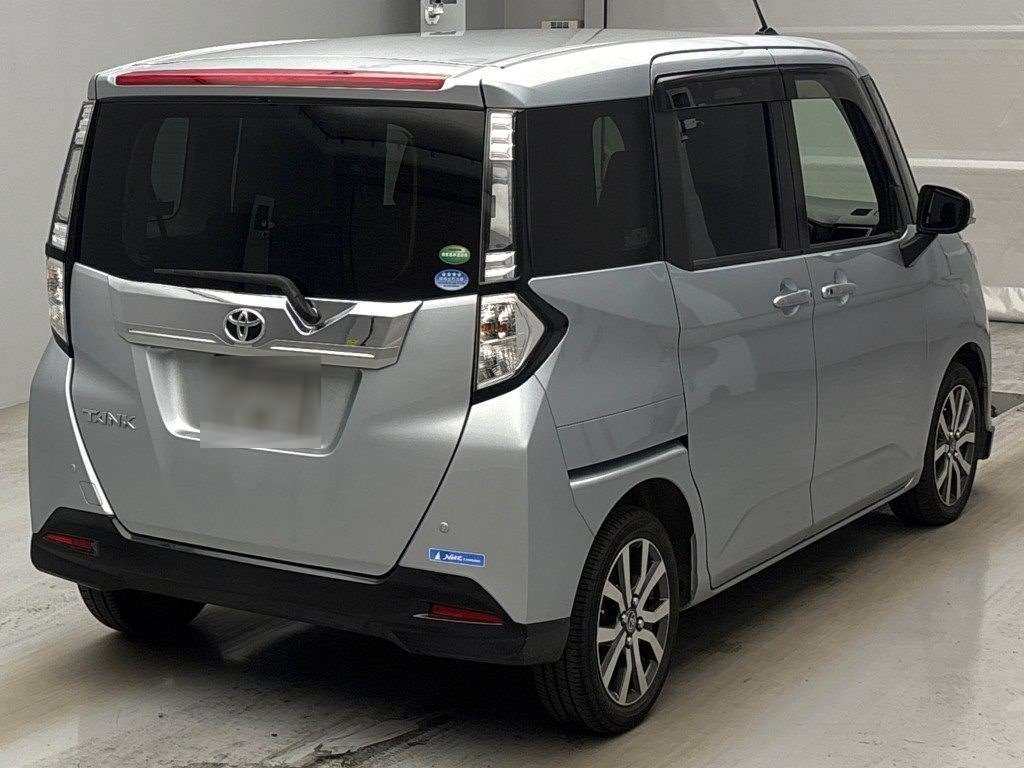 TOYOTA TANK
