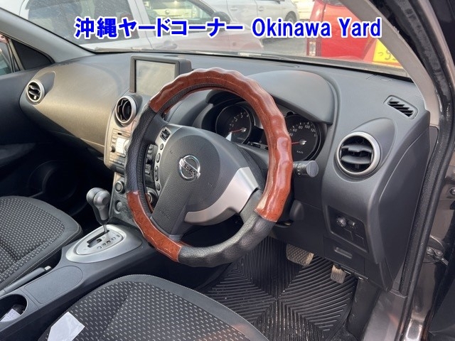 NISSAN DUALIS
