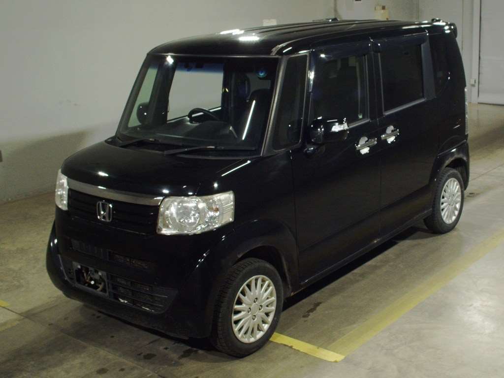 HONDA N-BOX