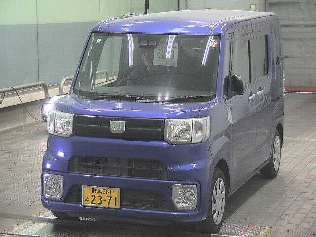 DAIHATSU WAKE