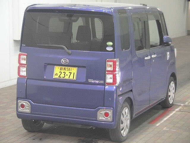 DAIHATSU WAKE