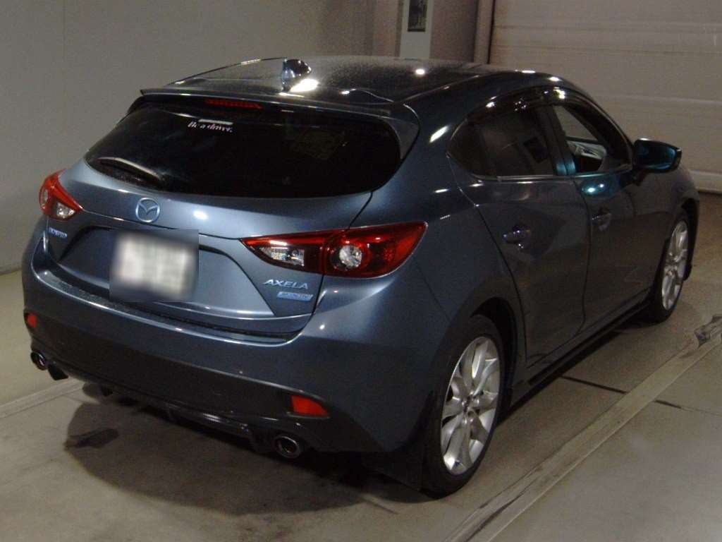 MAZDA AXELA