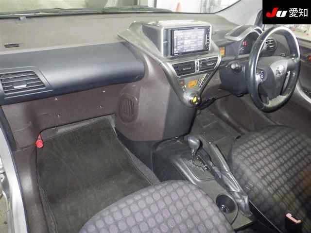 TOYOTA IQ