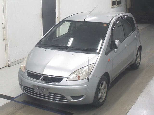 MITSUBISHI COLT