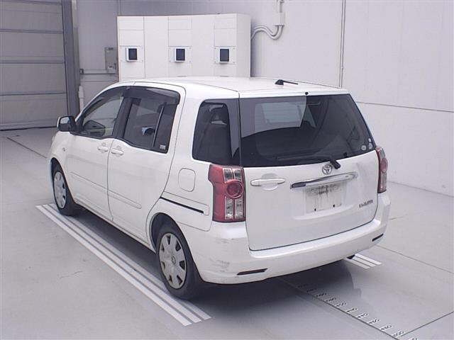 TOYOTA RAUM