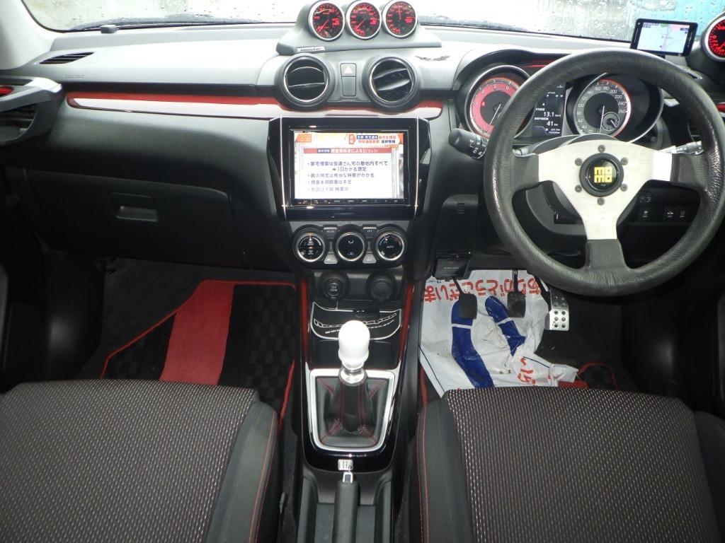 SUZUKI SWIFT