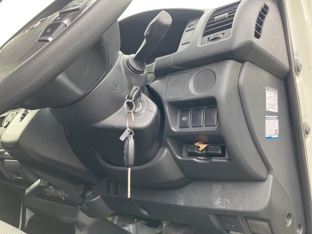TOYOTA REGIUS ACE