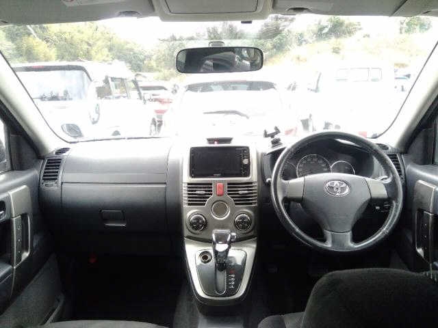 TOYOTA RUSH