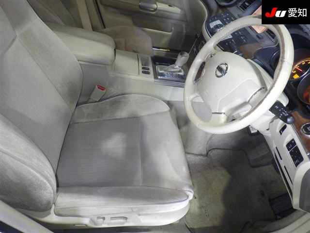 NISSAN FUGA