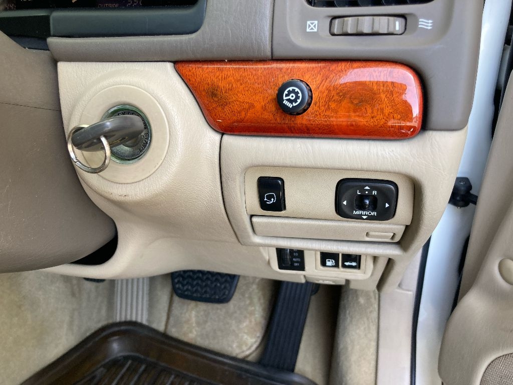 TOYOTA PROGRES