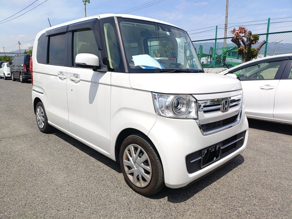 HONDA N-BOX