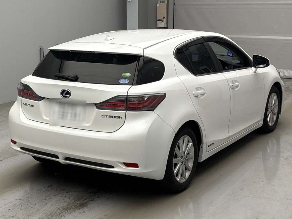 LEXUS CT200H