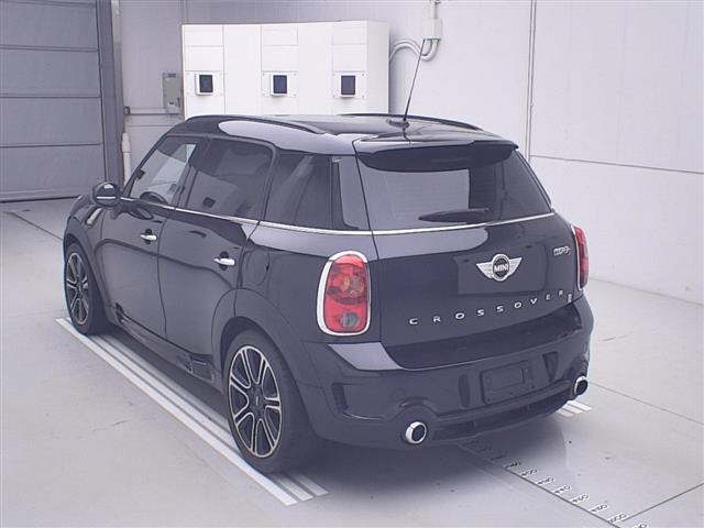 MINI CROSSOVER