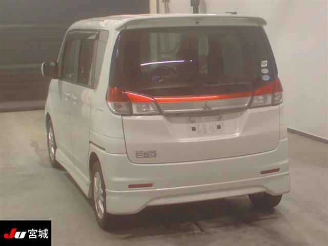 MITSUBISHI DELICA D:2