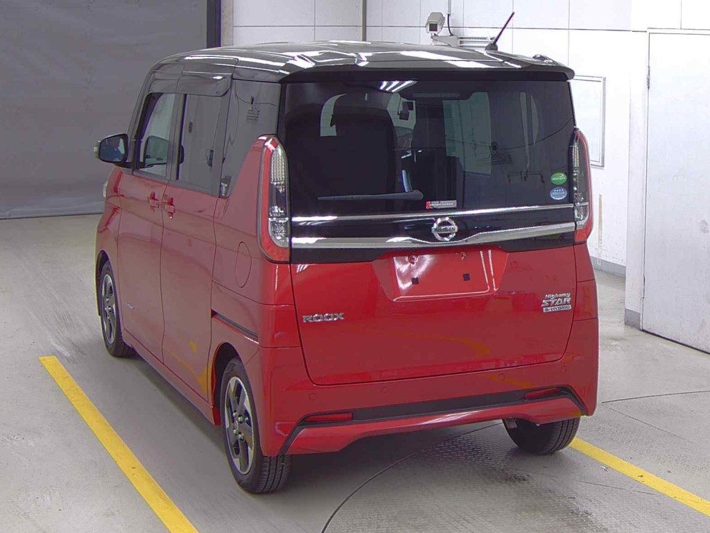 NISSAN ROOX