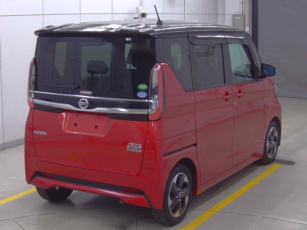 NISSAN ROOX