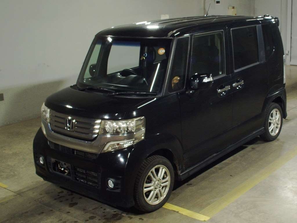 HONDA N-BOX