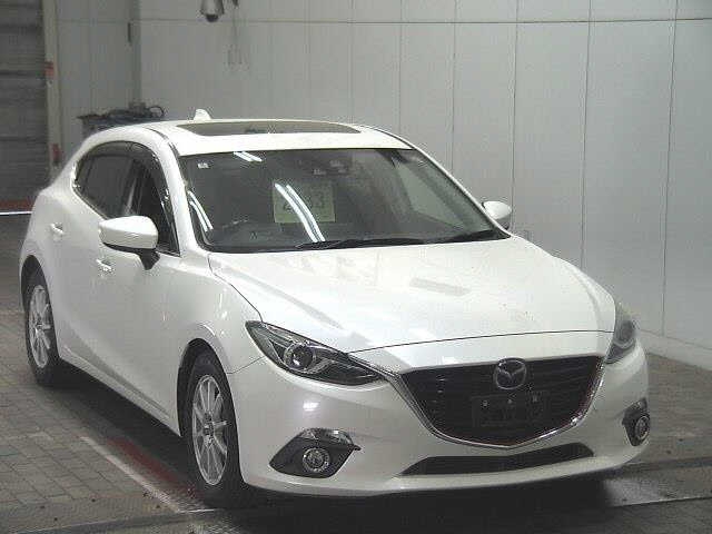 MAZDA AXELA