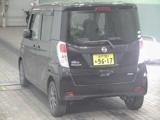 NISSAN DAYZ ROOX