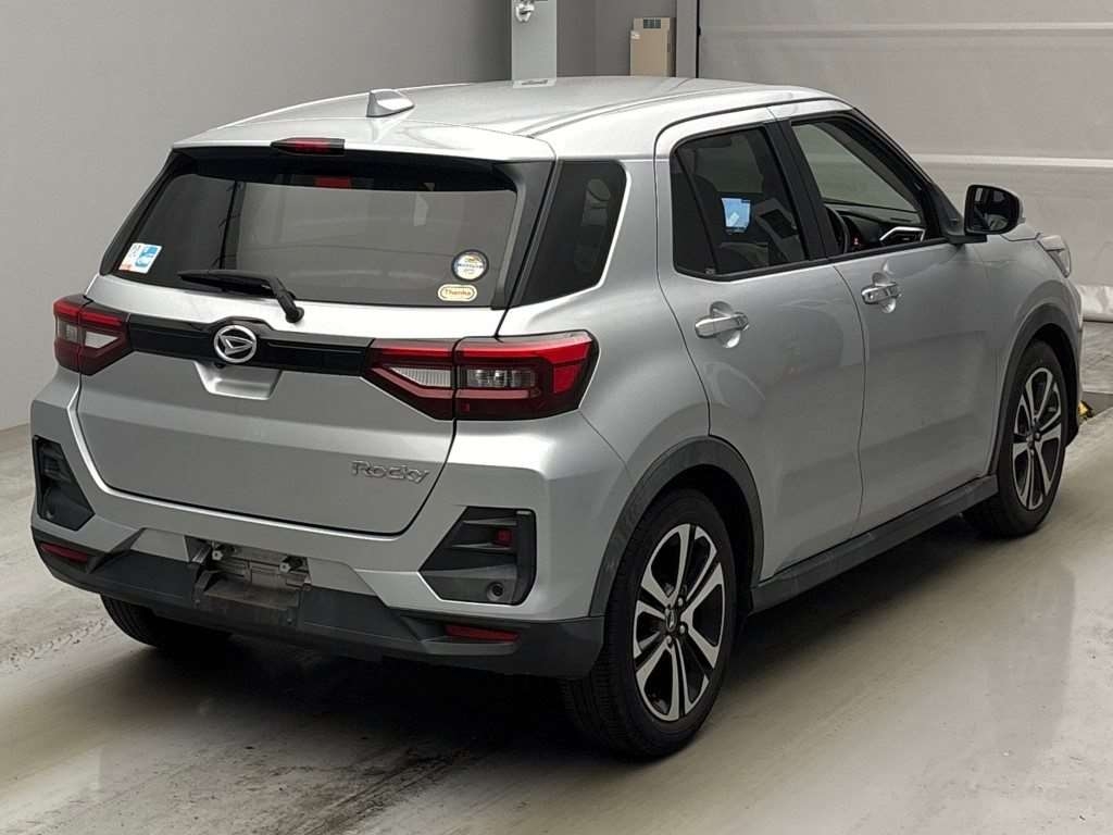 DAIHATSU ROCKY