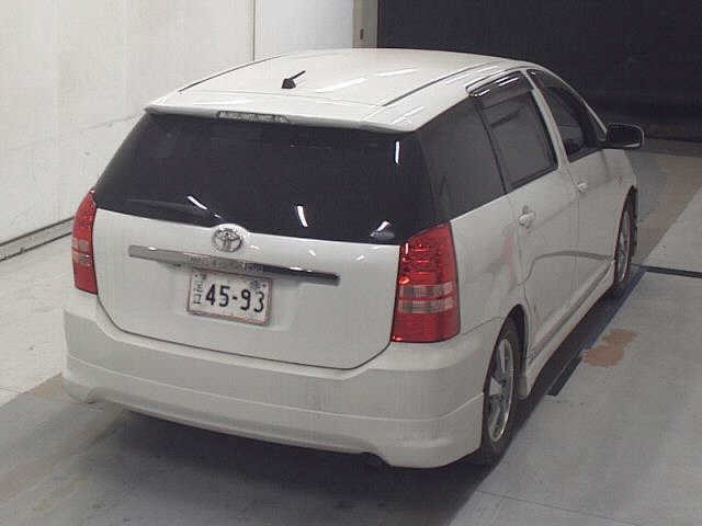 TOYOTA WISH