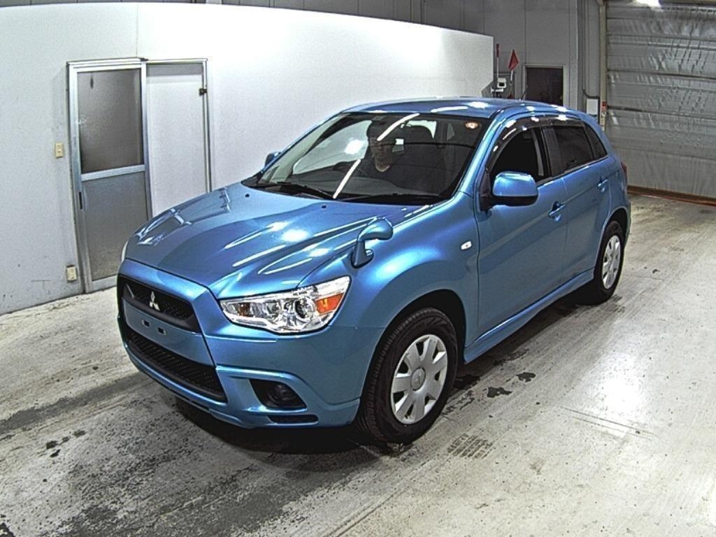 MITSUBISHI RVR