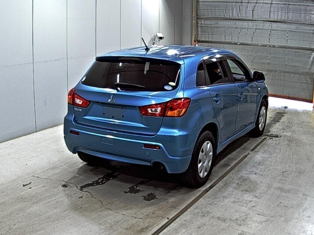MITSUBISHI RVR