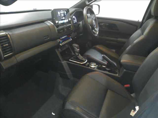 MITSUBISHI TRITON