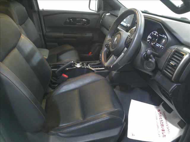 MITSUBISHI TRITON