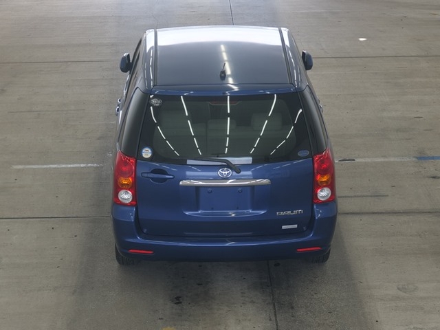 TOYOTA RAUM