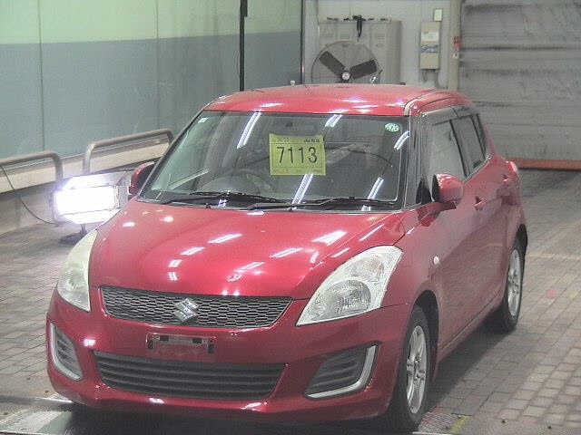 SUZUKI SWIFT
