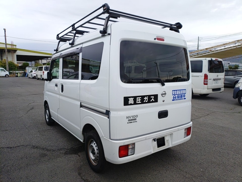 NISSAN NV100 CLIPPER