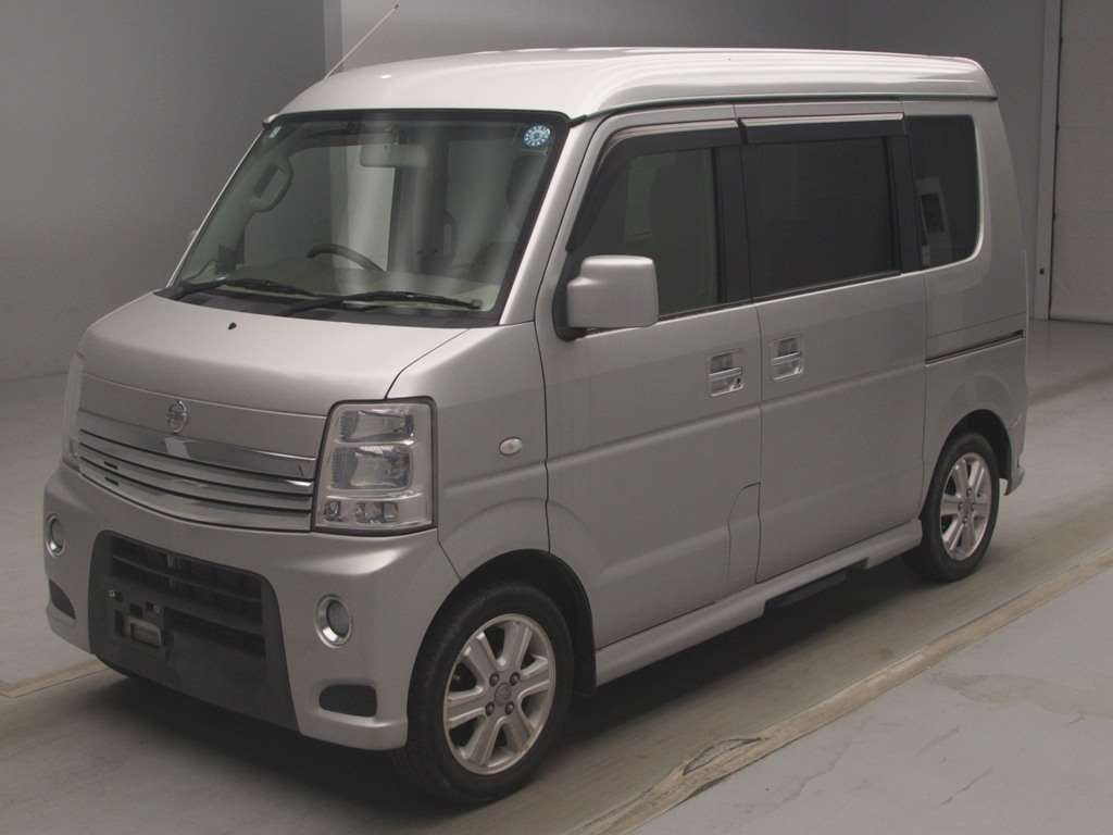 NISSAN NV100 CLIPPER