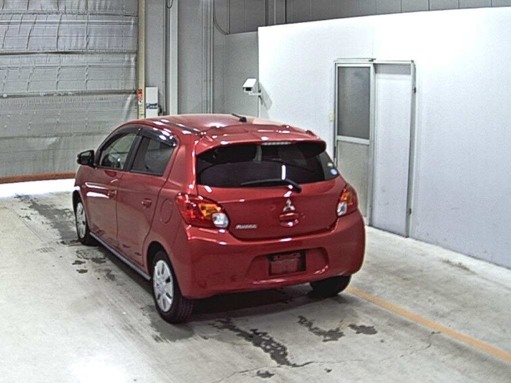 MITSUBISHI MIRAGE