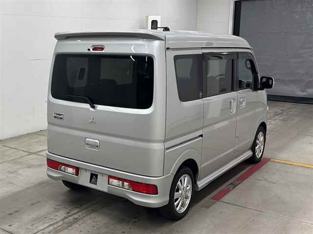 MITSUBISHI TOWN BOX