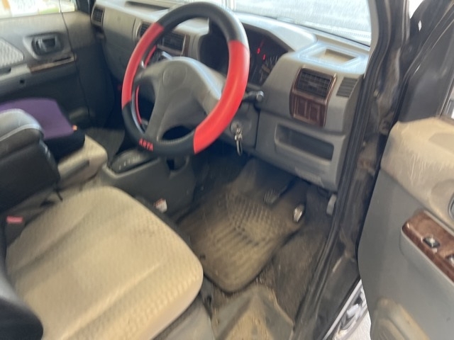 MITSUBISHI TOWN BOX