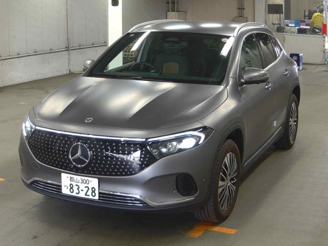 MERCEDES-BENZ EQA