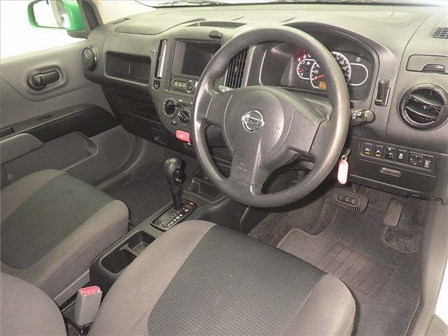 NISSAN AD