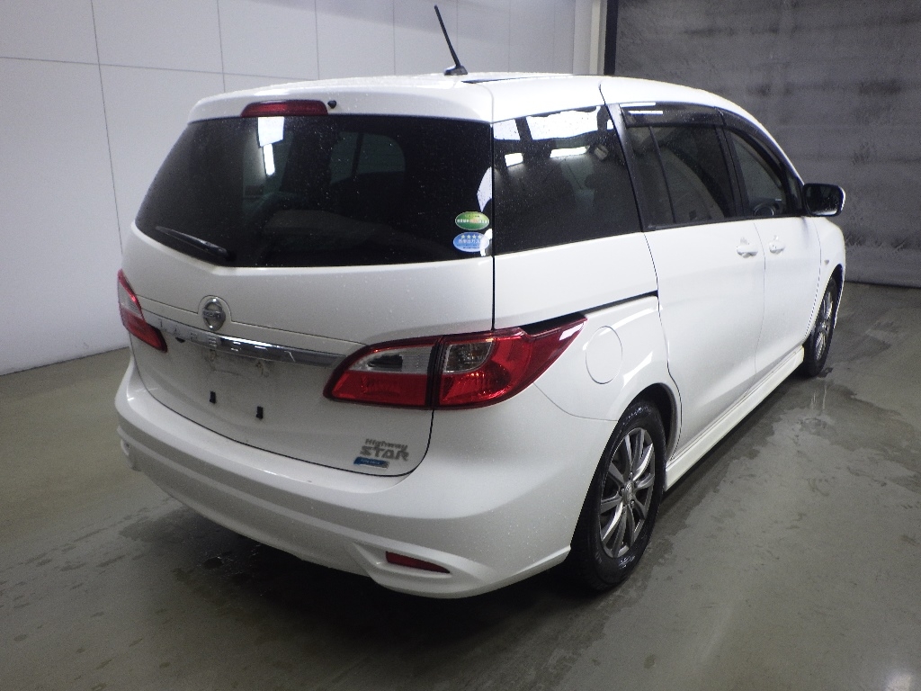 NISSAN LAFESTA