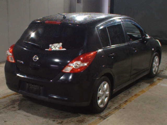 NISSAN TIIDA