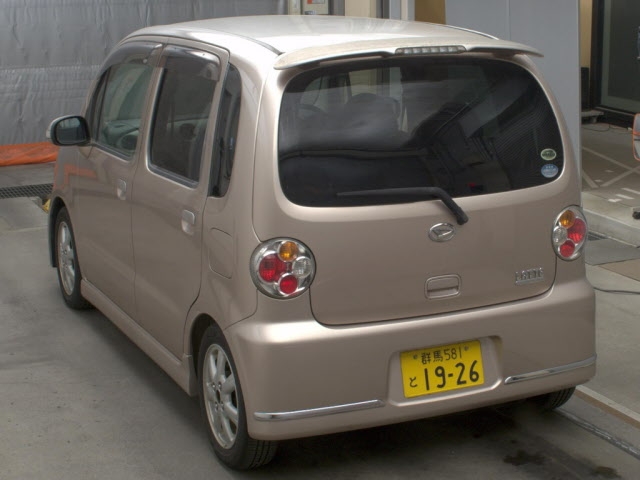 DAIHATSU MOVE LATTE